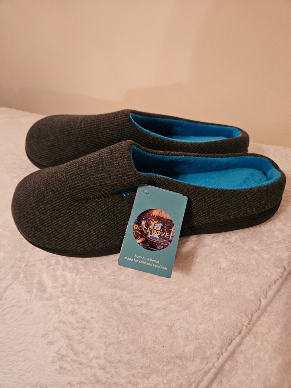 NWT RockDove Men's Two-Tone Memory Foam Slippers Size 11-12